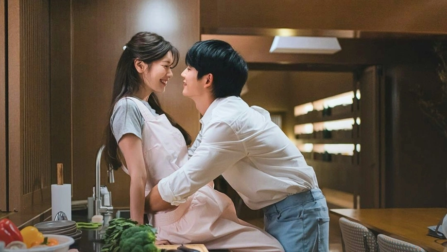 Không nên tham gia ăn giỗ hoặc tiệc lớn
